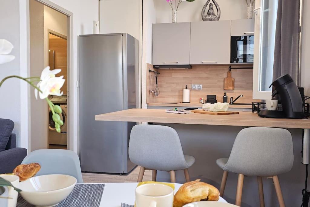 Apartamento L'Orchidee, Proche De La Gare Avec Clim Et Terrasse Narbona Exterior foto
